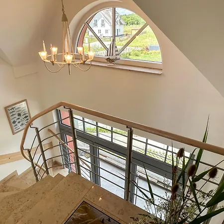 Holiday home Exklusives Luxus-ferienhaus Mit Whirlpool Auf Ruegen *
