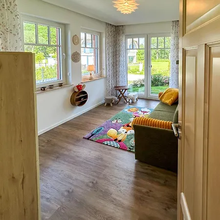 بيت للعطل Exklusives Luxus-ferienhaus Mit Whirlpool Auf Ruegen *
