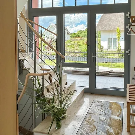 Exklusives Luxus-ferienhaus Mit Whirlpool Auf Ruegen * Puddemin